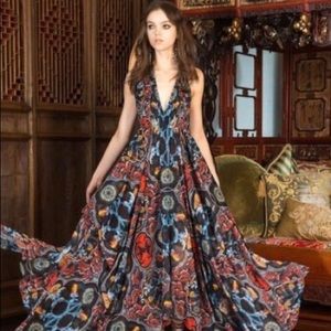 Alice + Olivia Kora Maxi Dress sz 0